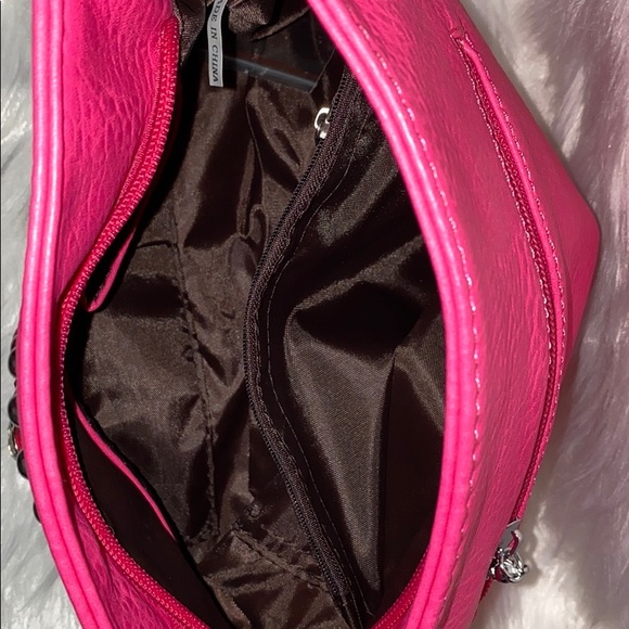 💝 - Picture 3 of 3